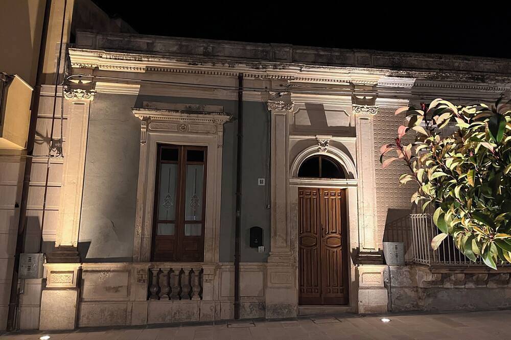 Casa nel Liberty in Canicattini Bagni, Siracusa e dintorni