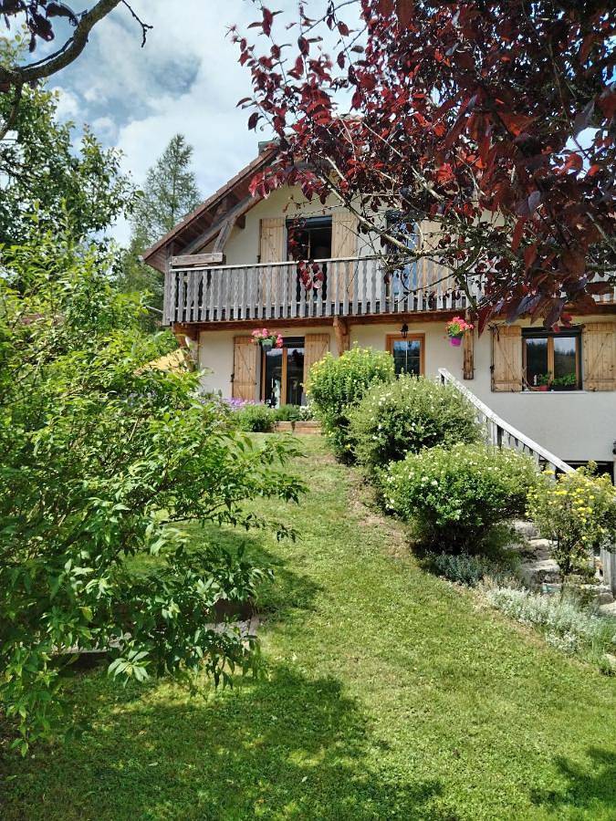 Appartement de vacances pour 3 personnes, avec terrasse et jardin