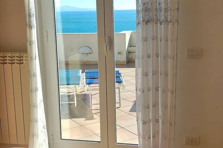 House with a great terrace and  spectacular views in Spiaggia Fornillo, Positano