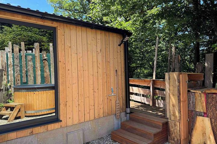 Albergue para 4 personas, con jacuzzi - 1