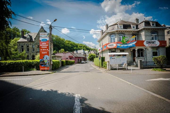 Location de vacances pour 5 personnes, avec vue et jardin à Dinant - 2