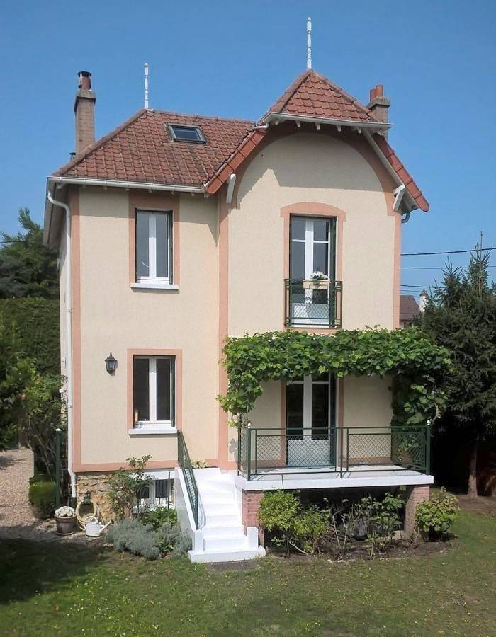 La villa des chats in Andrésy, Yvelines