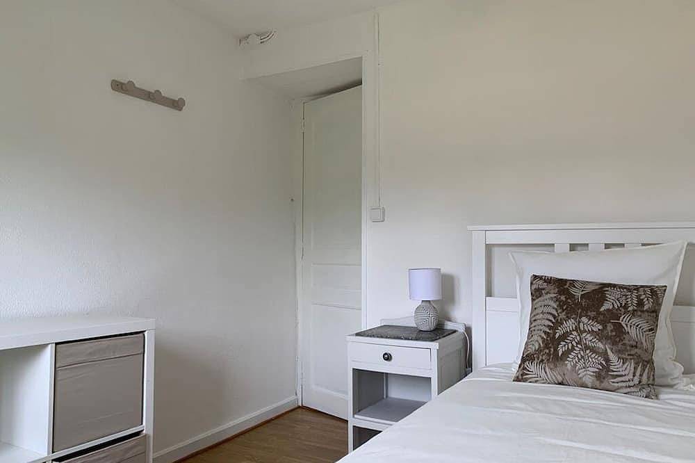 Au Coin des Arbres - Noyer in Biron, Périgord Pourpre