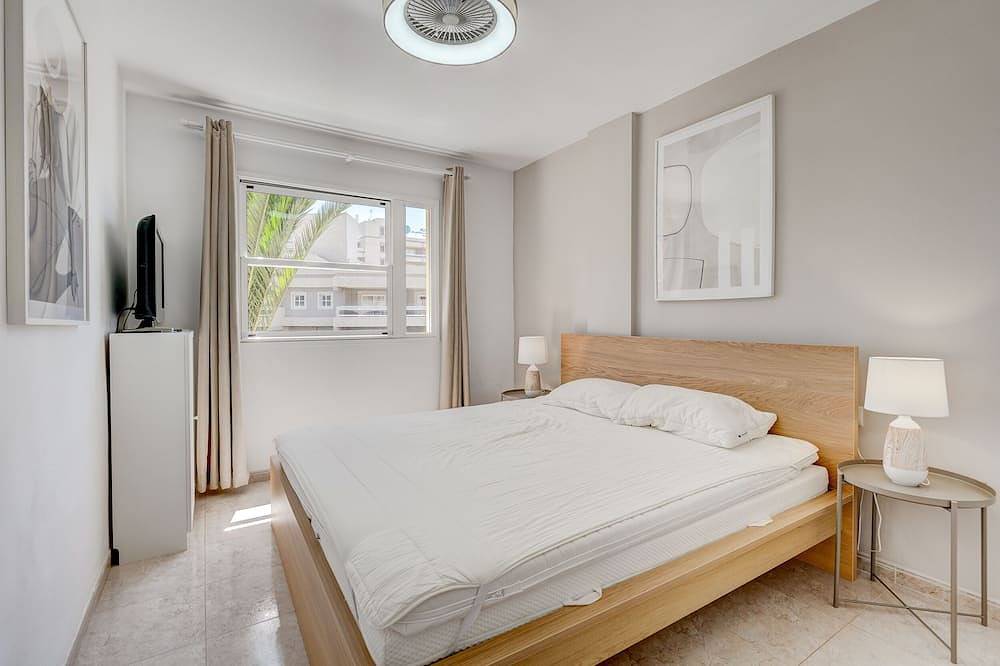 Entire apartment, Winter Gardens, Golf del Sur, 2 Bedrooms 2 Bathrooms apartment with terraze in Las Adelfas, Amarilla Golf