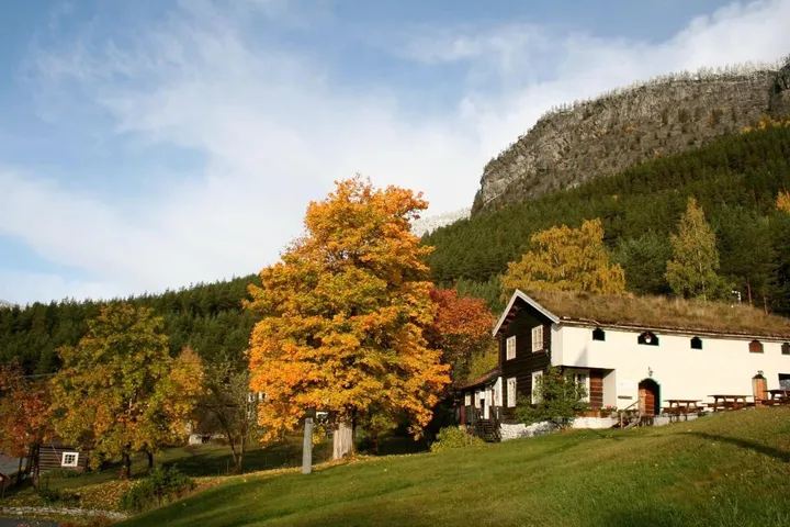 Hostel für 6 Personen, mit Whirlpool und Garten - 1