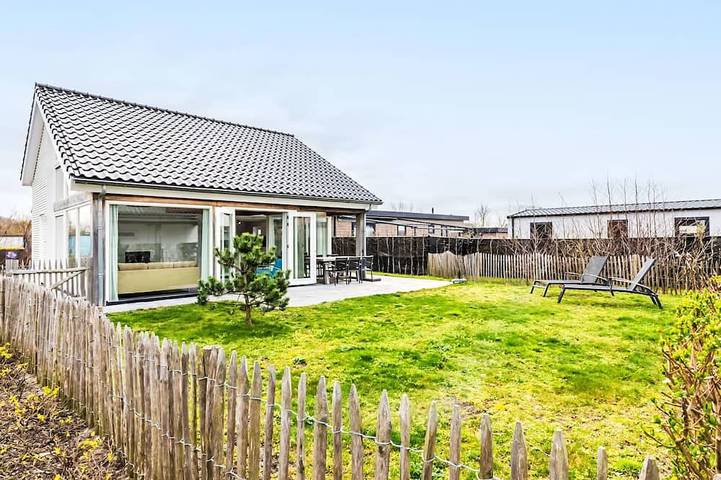 Villa für 6 Personen, mit Garten