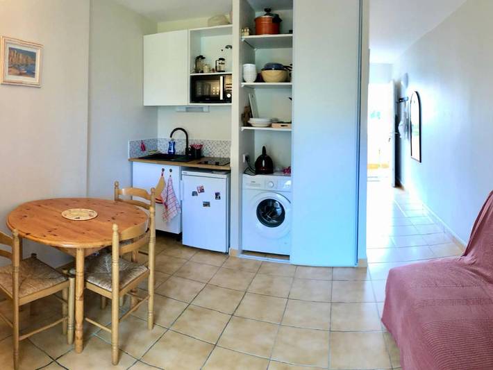 Gîte pour 5 personnes, avec jardin dans Plage La Favière - 4