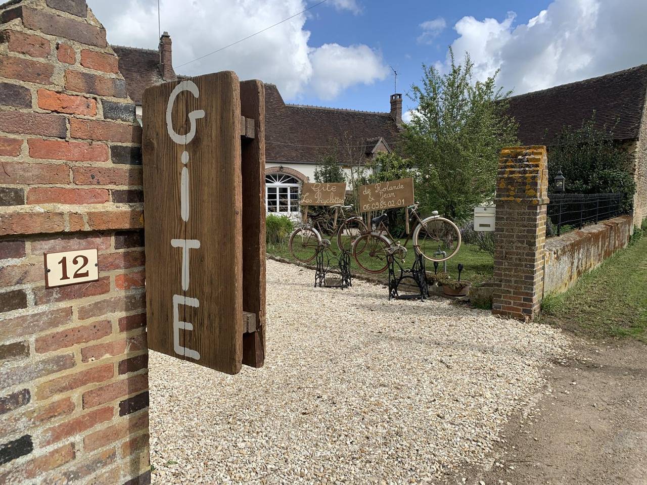 Les Bicyclettes de Rolande et Jean in Sépeaux, Yonne