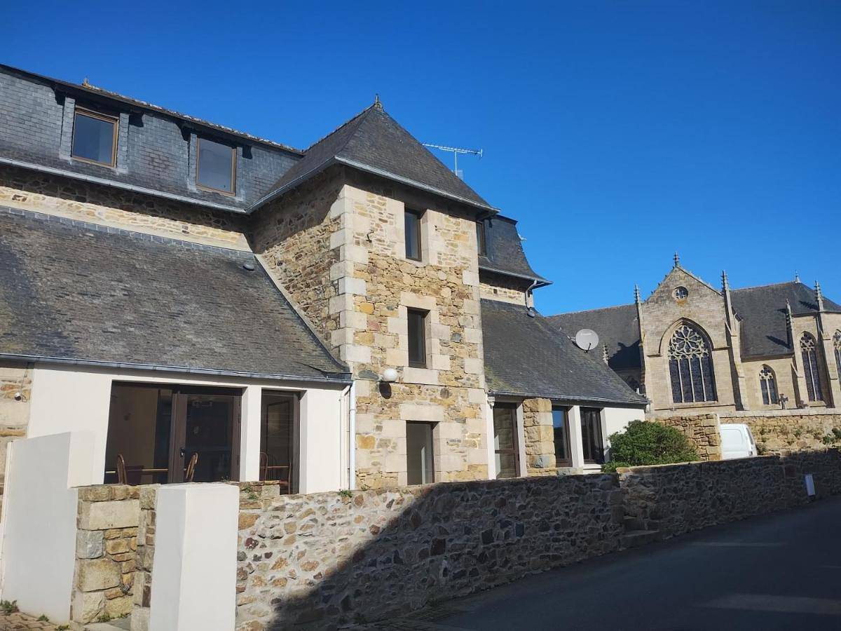Double or Twin Room in Louannec, Côte de Granit Rose