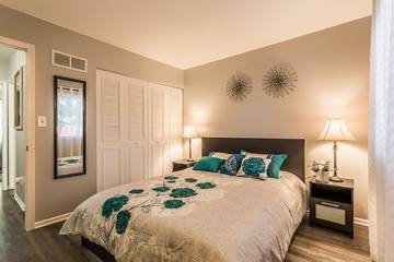 Vacation House for 12 Guests in Overland Park, Kansas, Picture 2