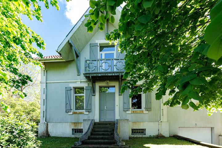 Ferienhaus für 8 Personen, mit Garten