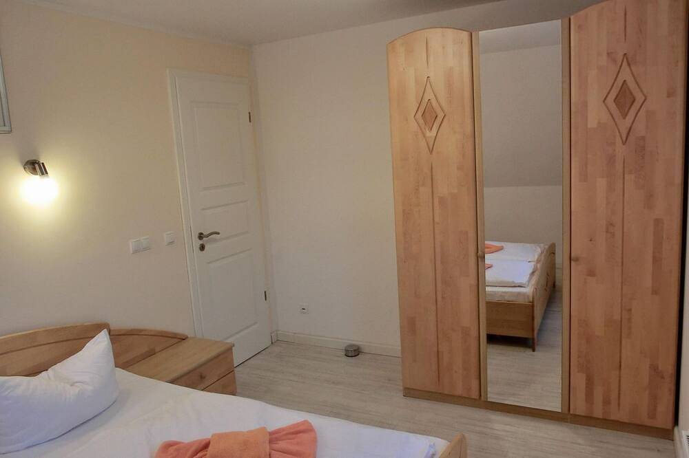 Ferienhaus Fh17b - Ferienhaus für 6 Pers. mit Kamin und Terrasse in Strand Graal-Müritz, Graal-Müritz