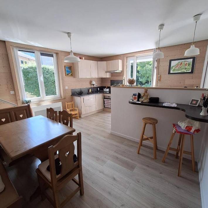 Location de vacances pour 5 personnes, avec sauna ainsi que jardin et vue, animaux acceptés à Salins-les-Bains - 2