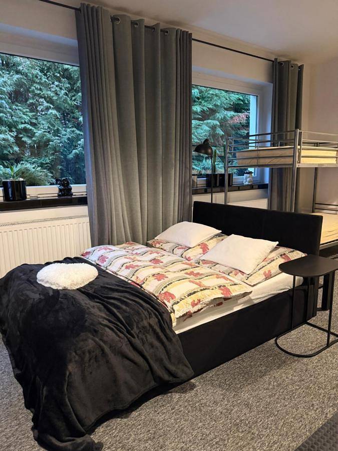Apartament wakacyjny dla 6 osób, z ogród w Kłodzko