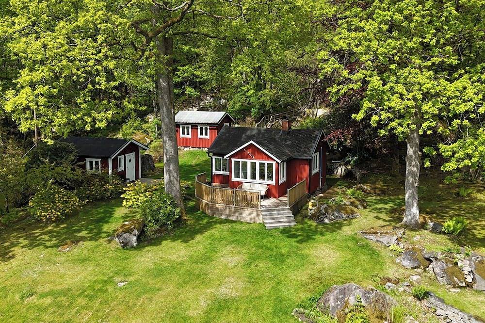 Ferienhaus auf einer Anhöhe mit Blick auf den Öresjö in Borås, Västergötland
