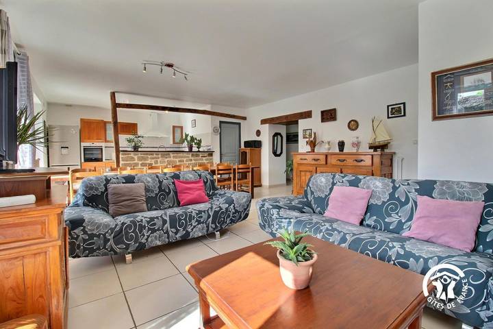 Gîte pour 12 personnes, avec Terrasse ainsi que Jardin et Piscine à Plaudren - 4