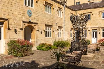 Vacation Rental for 4 Guests in Bath, The Cotswolds, Picture 4