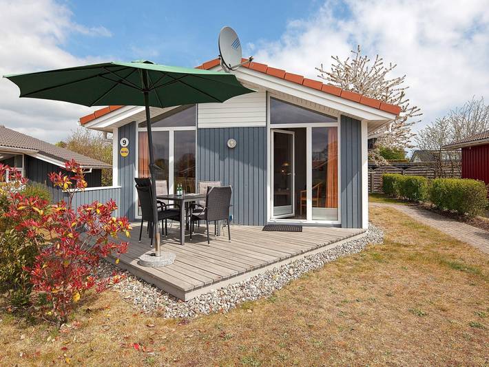 Ferienhaus für 4 Personen, mit Terrasse und Garten