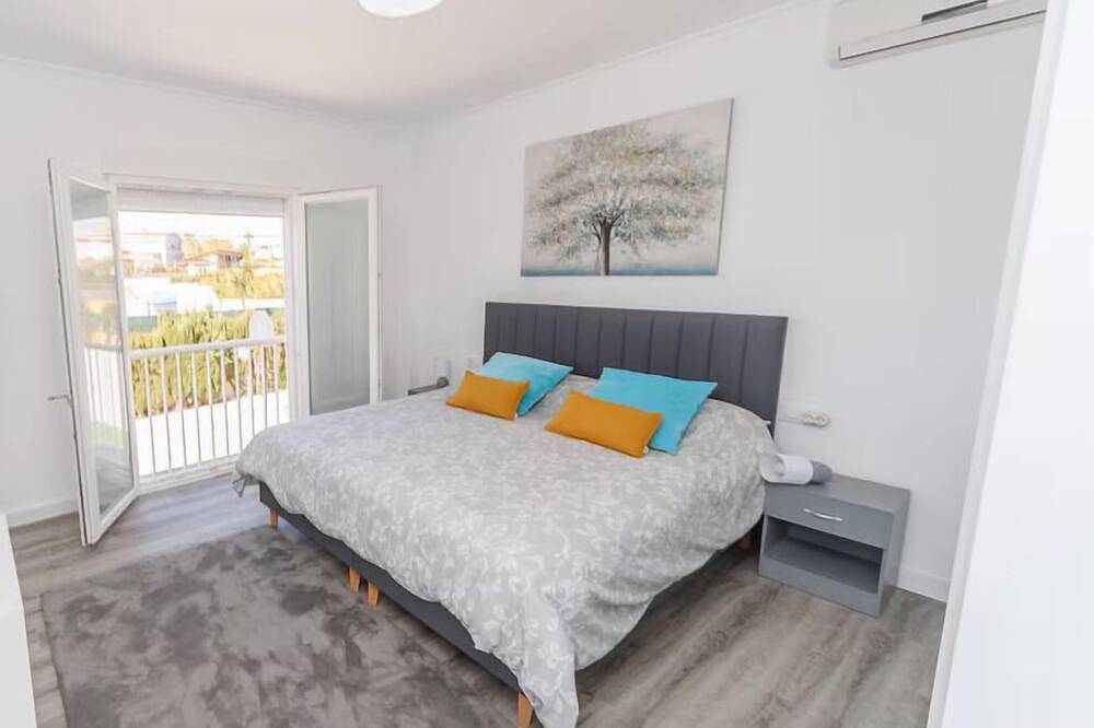 Chalet lujo a 20 min de Valencia in Liria, Provincia de Valencia
