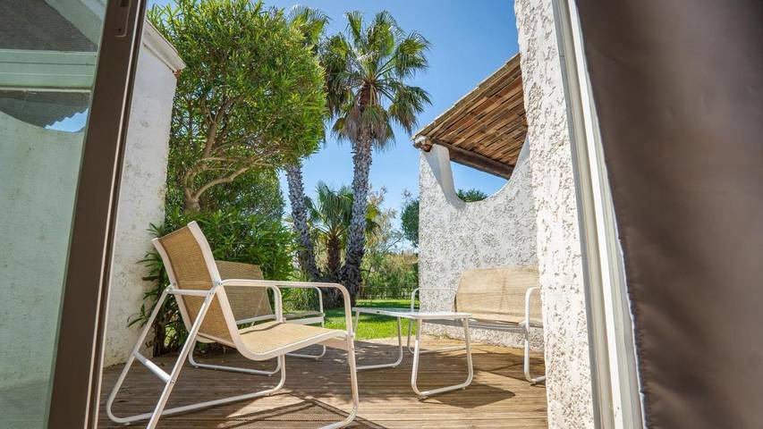 Hôtel pour 3 personnes, avec jardin et piscine dans Bac du sauvage - 3
