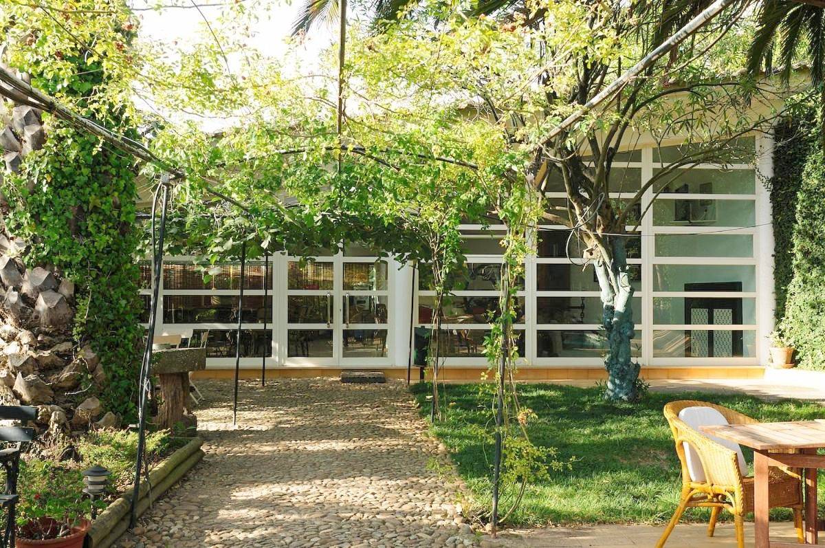 Casa rural para 14 pessoas com jardim in Rio Maior, Distrito de Santarém
