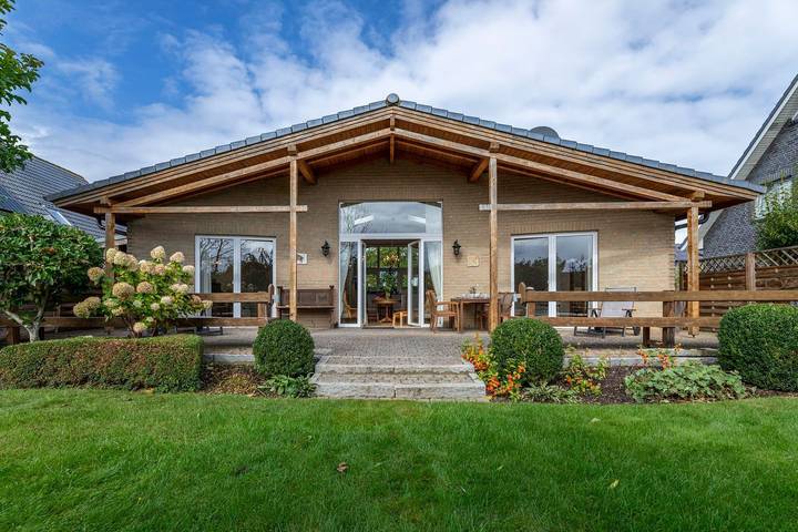 Ferienhaus für 4 Personen, mit Terrasse und Garten in Behrensdorf