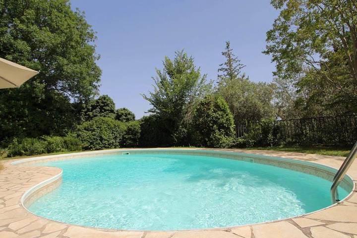 Chalet para 10 personas, con piscina y jardín - 1