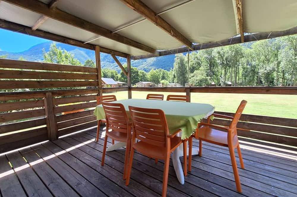 Mobilheim mit 3 Schlafzimmern und Terrasse in Valbonnais in Valbonnais, Nationalpark Écrins