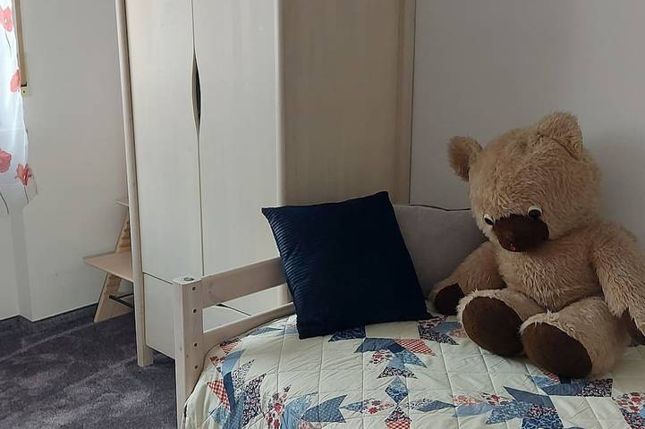 Apartamento entero, Recreación en el borde del bosque, moderno apartamento con piscina in Unteruhldingen, Meersburg