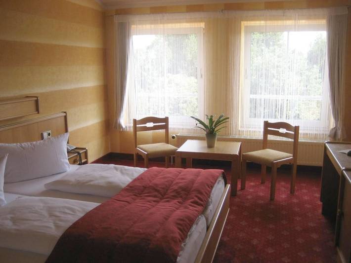 Hotel für 4 Personen, mit Terrasse und Garten in Loitz - 4