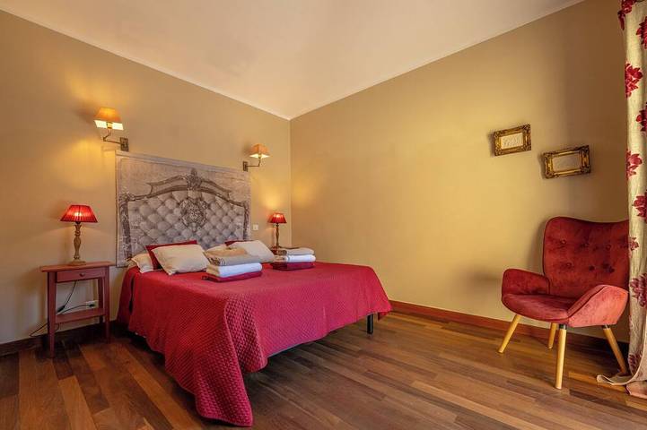 Location de vacances pour 9 personnes, avec jardin dans Office de Tourisme Porto Vecchio Sud Corse - 2