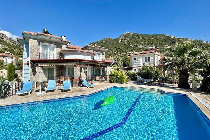 Villa for 8 personer, med have og balkon - 1