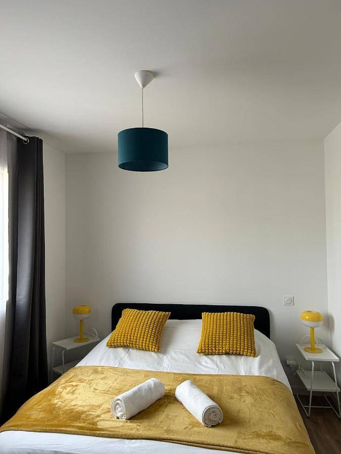 Appartement entier, One-Bedroom Apartment in Château-Gontier-sur-Mayenne, Mayenne