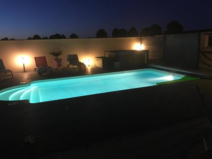 Maison de vacances pour 2 personnes, avec Jacuzzi ainsi que Terrasse et Piscine