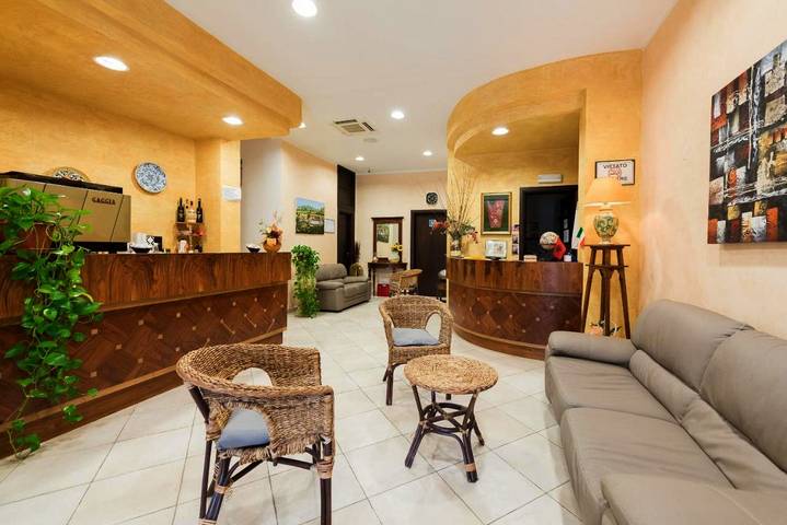Casa vacanza per 2 persone, con Balcone e Terrazza nonché Giardino e Piscina a Piana degli Albanesi