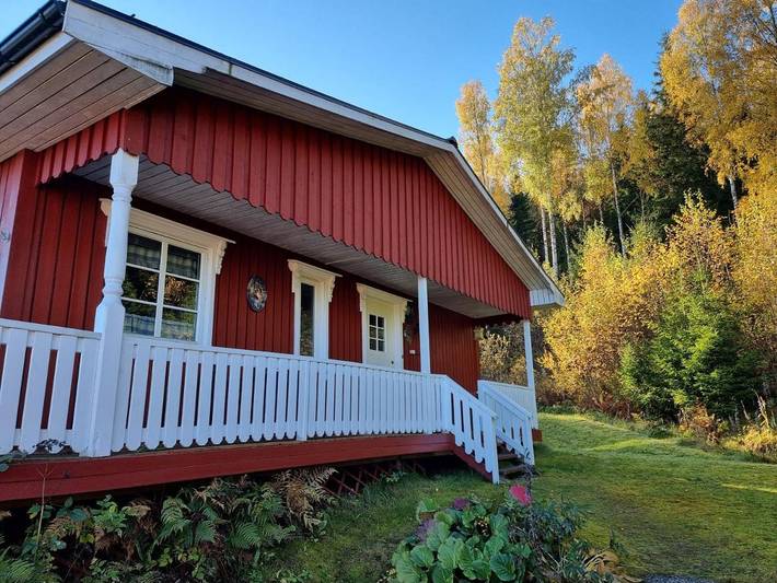 Ferienhaus für 6 Personen, mit Balkon und Terrasse sowie Garten und Seeblick in Gräsmark
