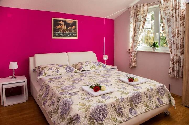 Villa für 14 Personen, mit Whirlpool und Sauna sowie Garten in Split-Dalmatien - 2