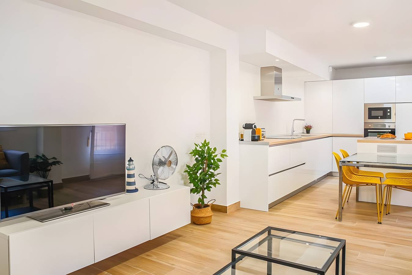 Entire apartment, Apartment 'Magnifico Apto Pleno Centro Almeria' with Balcony, Wi-Fi and Air Conditioning in Almería, Costa de Almería