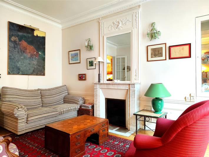 Ganze Wohnung, Square Desaix in Eiffelturm, Paris