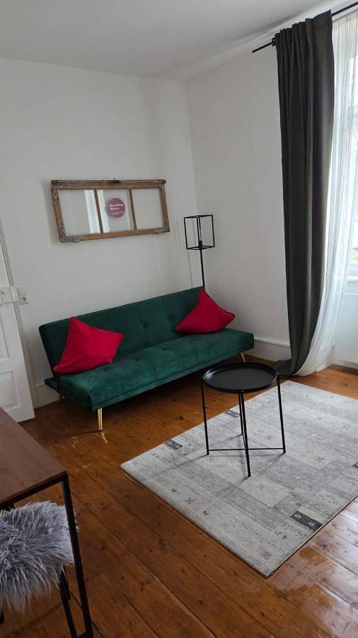 Studio with Balcony in Offenbourg, Forêt-Noire centrale