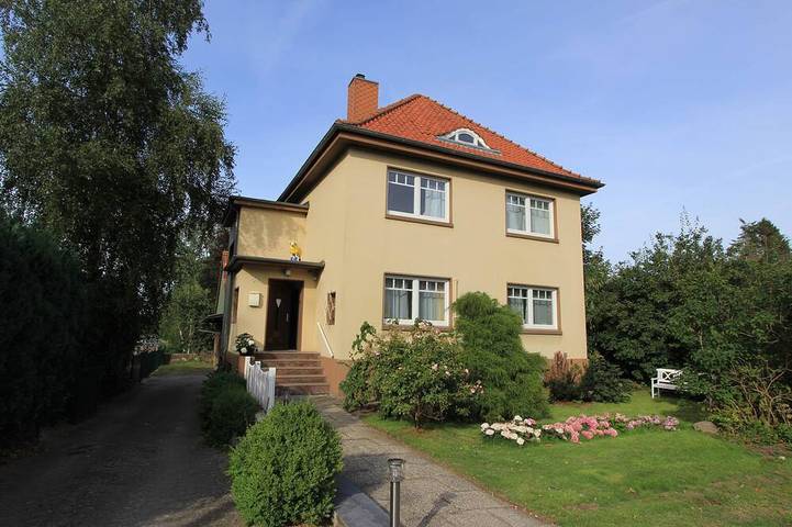 Villa für 8 Personen, mit Garten
