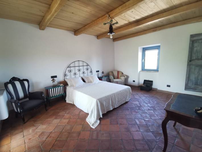 Villa "Domus Nirale" with Pool, Terrace & Wi-Fi in Bagnoregio, Viterbo Province