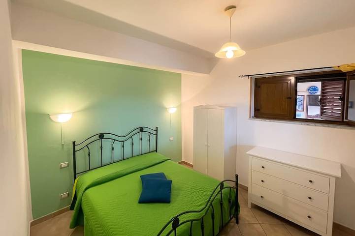 Apartamento entero, Homerez - Casa luminosa en Vibo Valentia, piscina compartida in Spiaggia Michelino, Parghelia