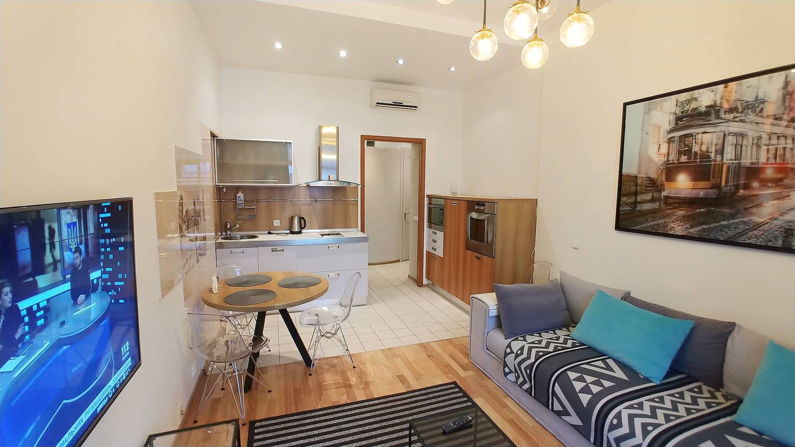 Vacation Rental for 4 Guests in Kyiv, Ukraine