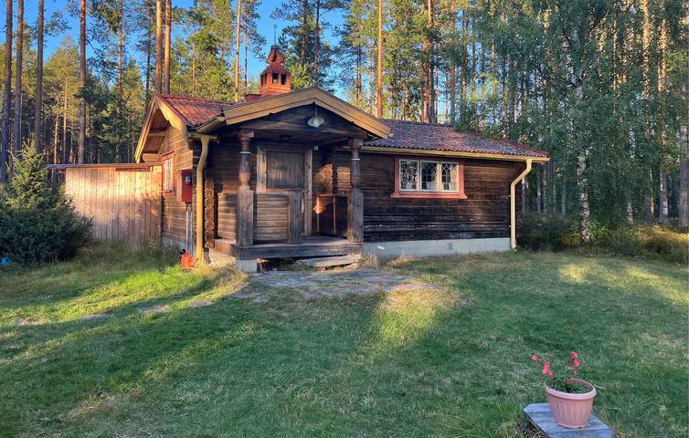 Ferienhaus für 9 Personen mit Garten in Siljansee