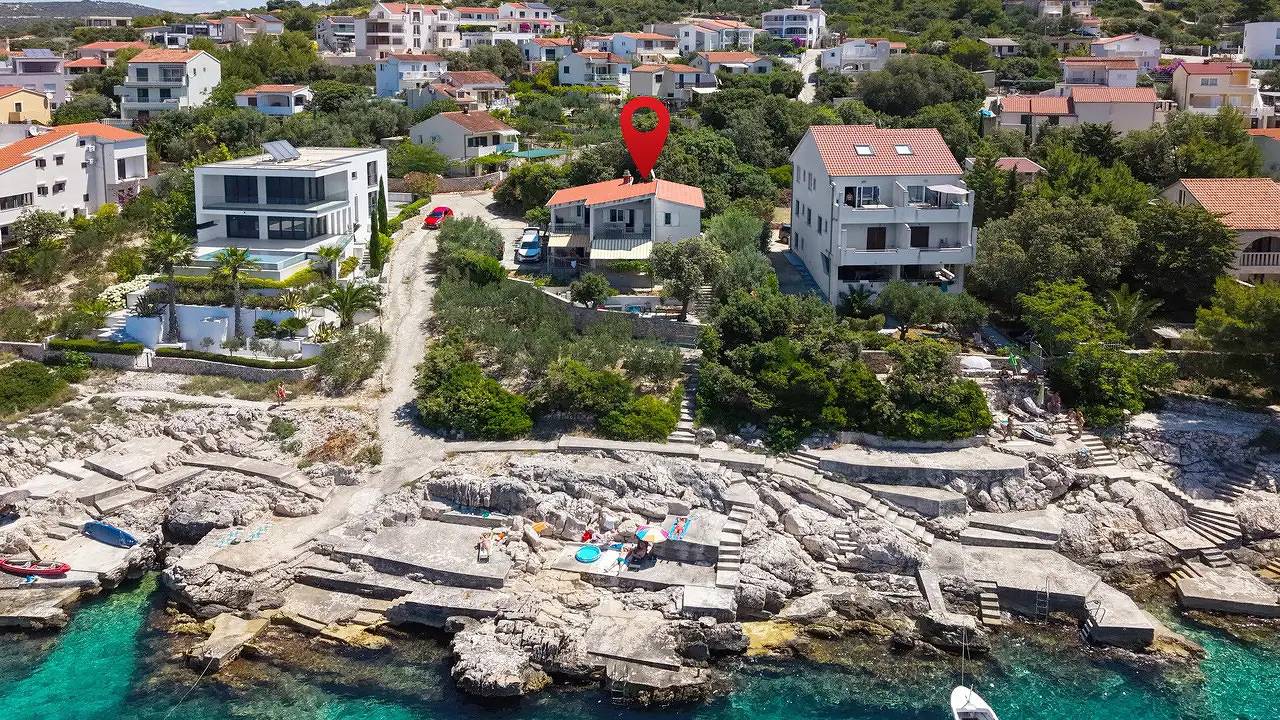 Appartamento vacanze a Razanj a partire da 141€ a notte