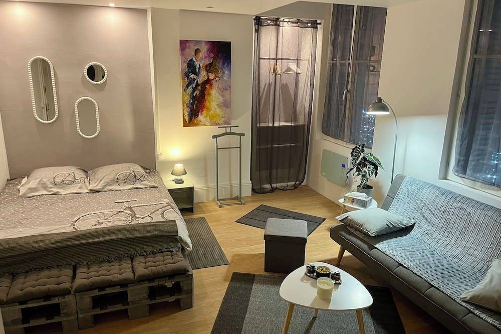 Entire apartment, The Duchess of Bourbon in Châtellerault, Vienne