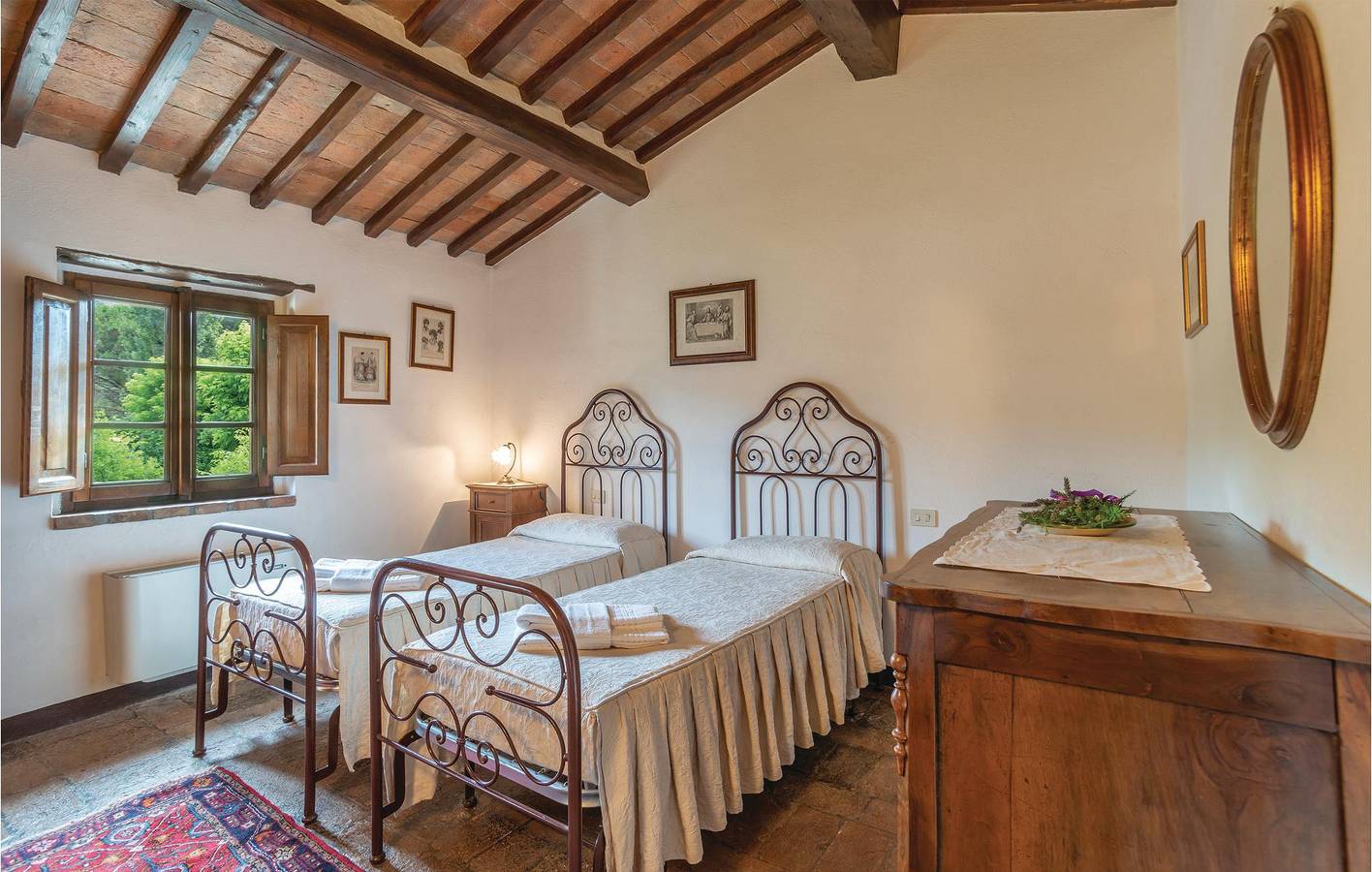 Geheel vakantieappartement, Appartement in Cortona met parkeerplaats, zwembad en internet in Cegliolo, Provincie Arezzo