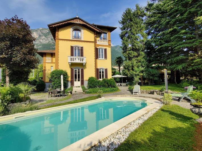Chambre d’hôte pour 3 personnes, avec Terrasse et Jardin ainsi que Piscine et Vue à Lierna