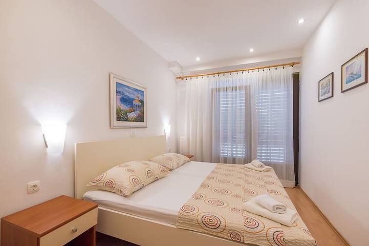 Ganze Wohnung, Apartment + kostenlose bootsfahrt + 2 Fahrräder + Klima + WiFi in Kroatische Adria